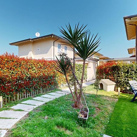 Villa Dolcevita By Bookinggardalake Manerba del Garda Ngoại thất bức ảnh